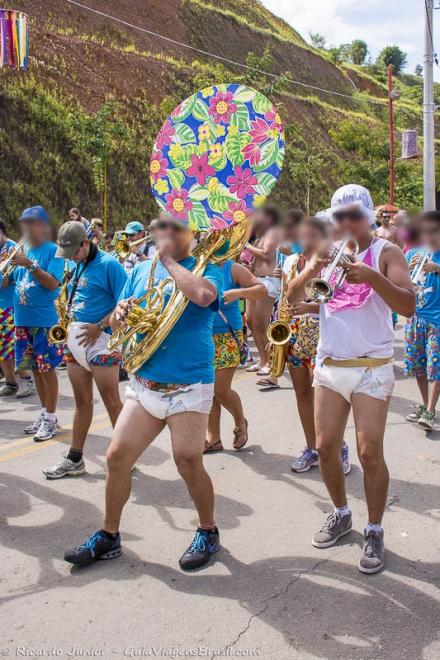 Imagem de componentes da Banda em São Luiz do Paraitinga